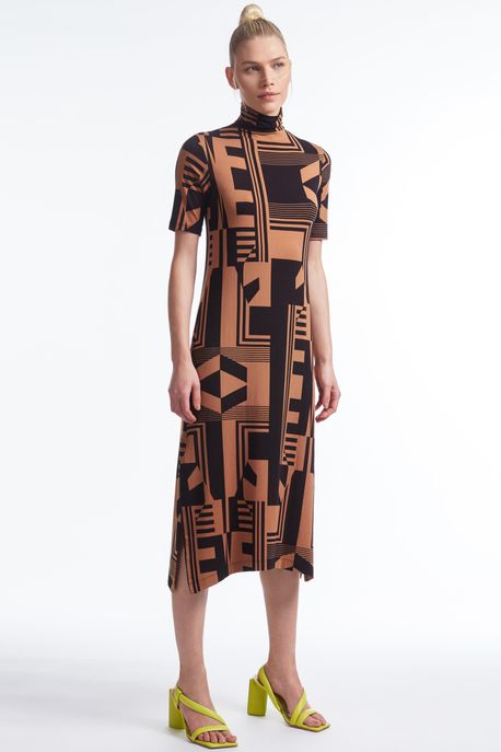 vestido de malha com manga curta