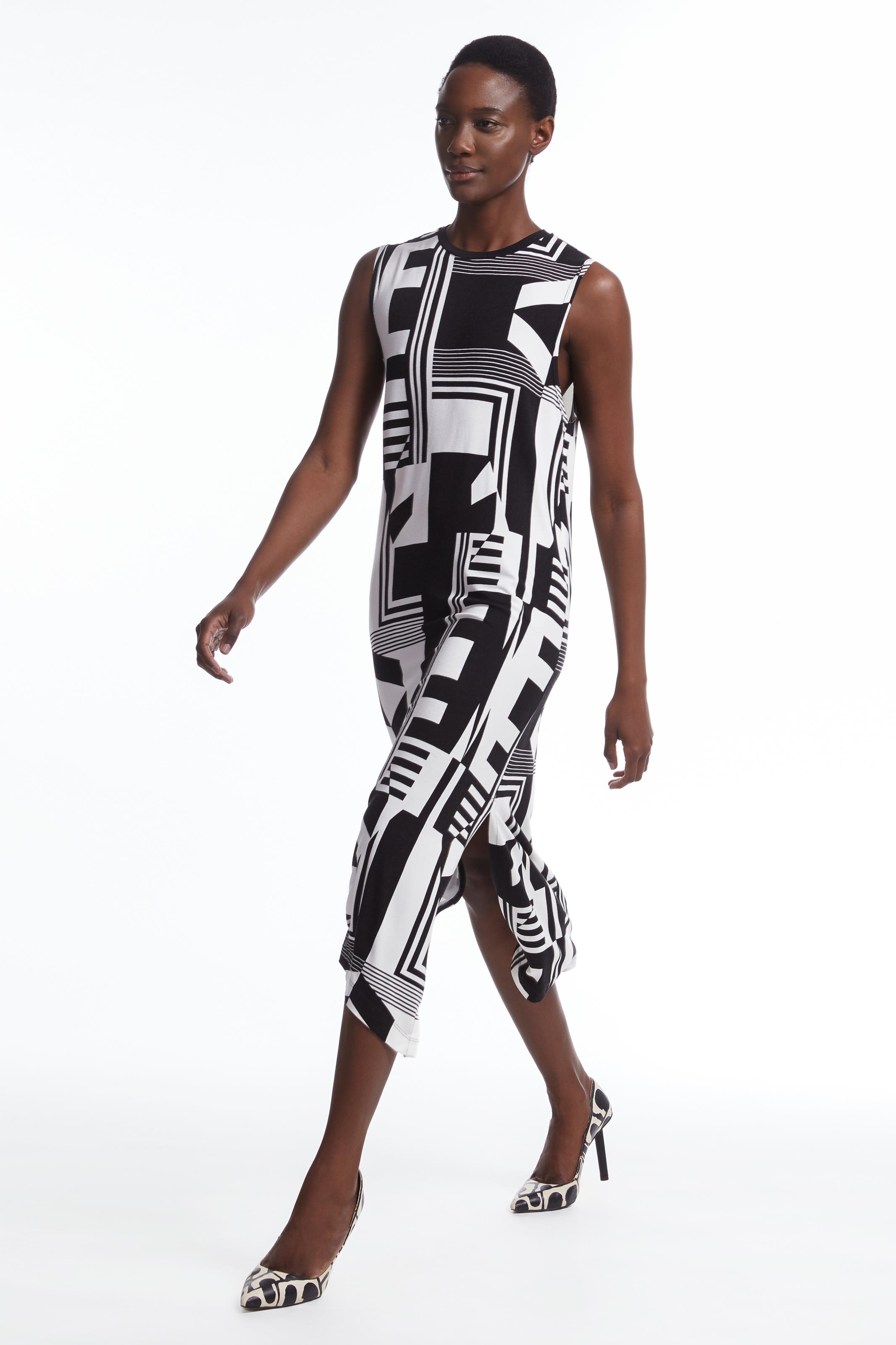 vestido de malha estilo regata