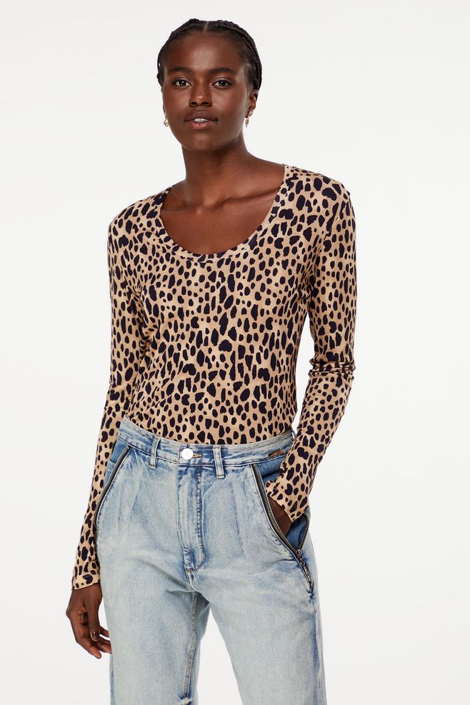 blusa de malha preta manga longa