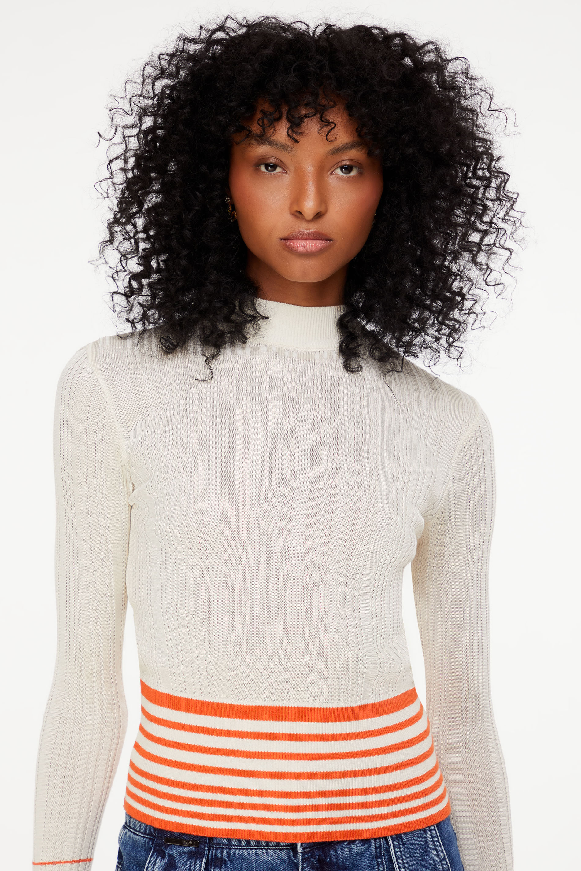 blusa texturizada em tricô manga longa