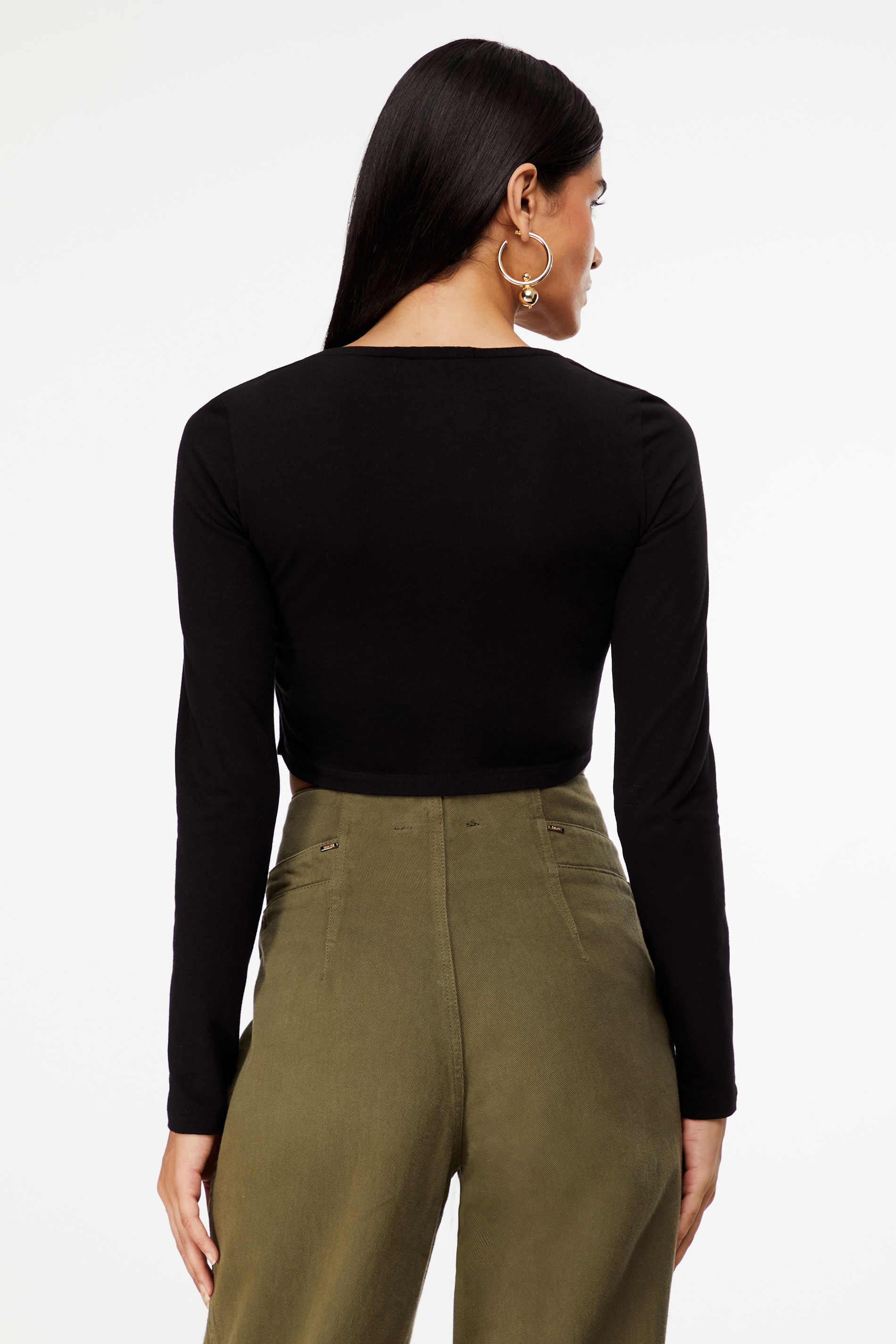 wearing mini skirts to work