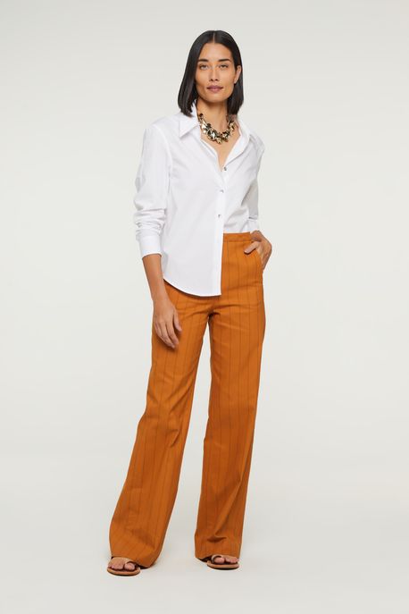 Calça Reta Em Alfaiataria Listrada Color De Algodão Com Bolsos Caramelo Deserto - 42
