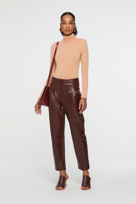 Blusa De Manga Longa Com Gola Alta Bege Bege Toast - M