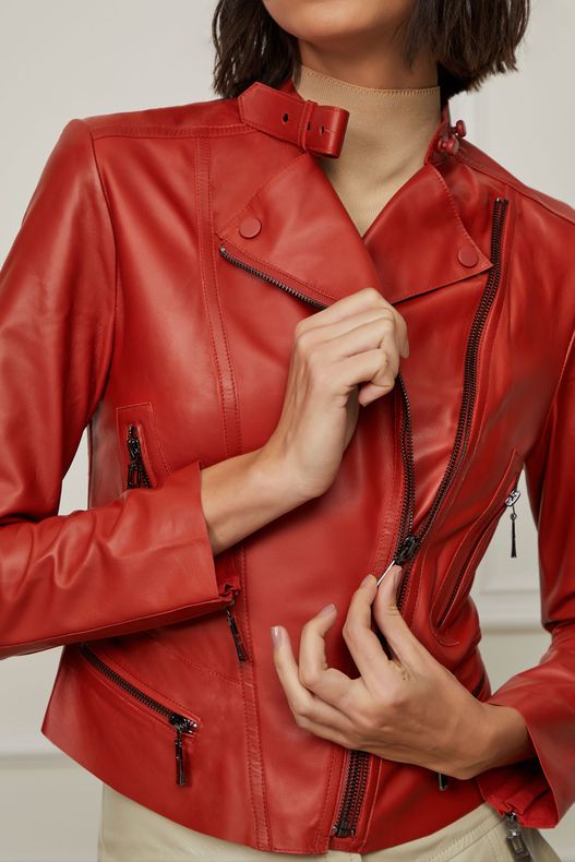 ANIMALE | Roupas em Couro | Verão 24