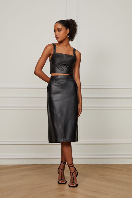 Top Cropped De Couro Recortes Preto - 38