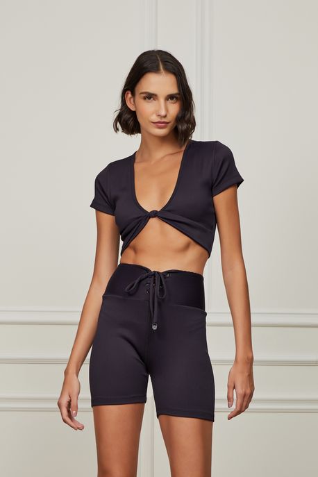 Bermuda Canelada Laces Com Ilhós e Cordão Preto - PP