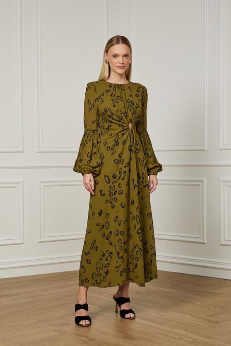 Vestido Midi Com Manga Longa e Cut Central Amarração Estampa Onça Onca Pintura Figo e Preto - 36