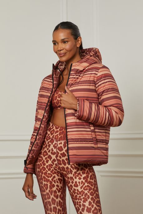 Jaqueta Puffer Dupla-Face Estampada Est Leopard Terroso / Est Listra Rubi Te - M