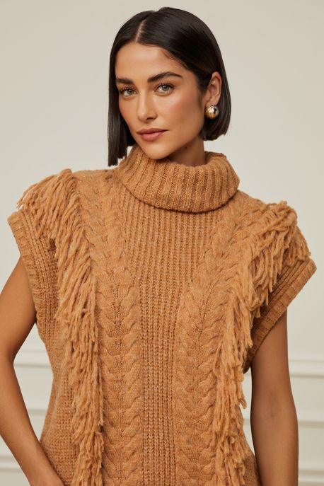 Colete Oversized De Tricot Com Gola Alta e Detalhe Tranças Caramelo Caramelo Golden - P