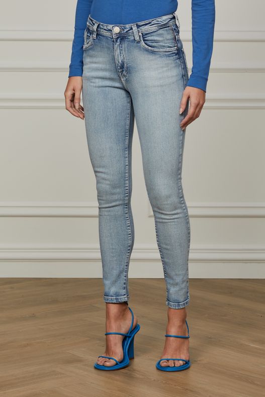 25340645_0101_2-CALCA-JEANS-SKINNY-BASIC-MIDI-ZIGZAG-LAR