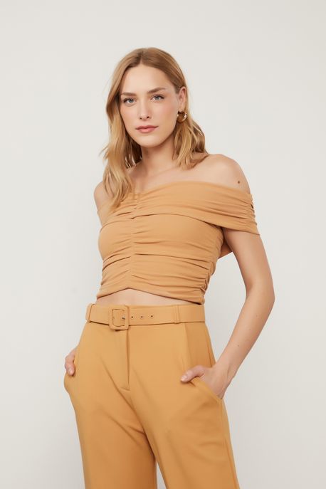 Blusa Cropped De Malha Crepe Marrom Ombro a Ombro Marrom Nozes - P