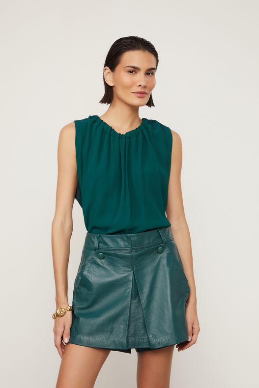 52135394_09253_1-BLUSA-DE-GEORGETTE-VERDE-COM-TUNEL-NO-DECOTE