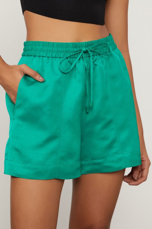 25054028_03344_2-SHORT-DE-NYLON-COM-ELASTICO-CINTURA-VERDE