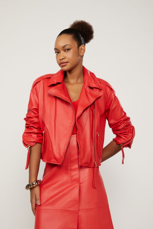 03011632_8259_1-JAQUETA-DE-COURO-OVERSIZED-VERMELHO-FIERY