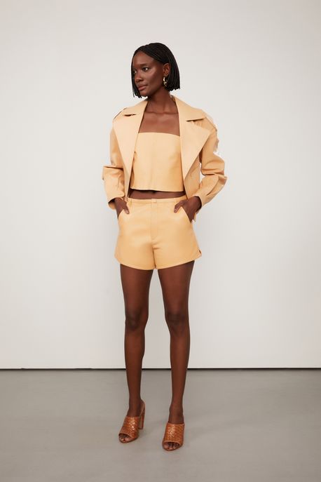 Short De Couro Com Debrum Asa Delta Laranja Papaya - 38
