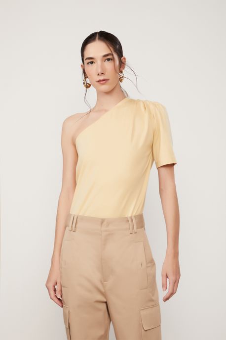 Camiseta Assimetrica Bege Golden - G