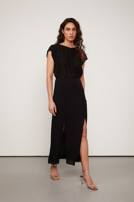 Blusa De Georgette Preta Com Detalhe Nas Mangas Preto - 42