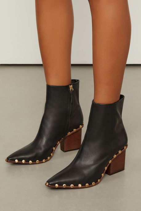 Bota De Couro Tachas Preto - 38