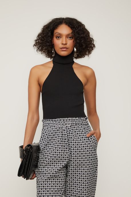 Blusa De Tricot Gola Alta Sem Manga Preto - GG