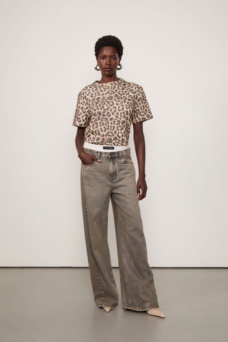 Blusa De Malha Estampa Onça Skin Aj Com Hotfix Est Onca Skin Color Aj - M