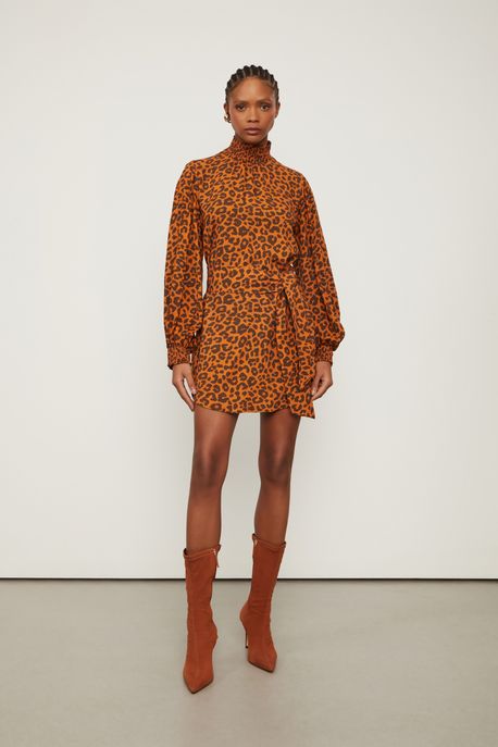 Vestido Curto Manga Longa Gola Alta Saia Pareô De Viscose Estampado Est Onca Urbe Color - 36