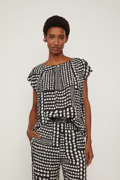 Blusa De Georgette Manga Curta Estampado Est. Listra Corrente Preto e Off - 40