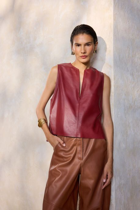 Top De Couro Amplo Decote Profundo Vermelho Nautico - 42