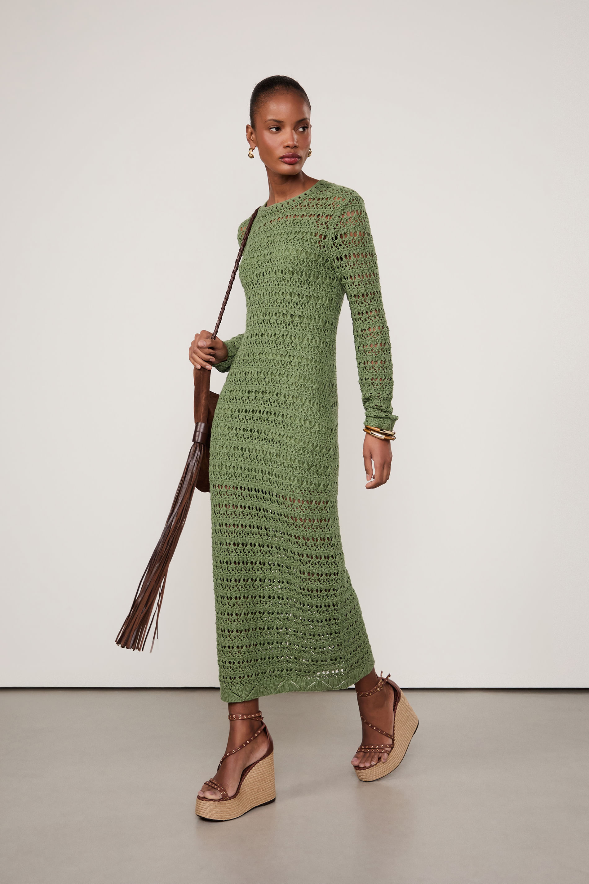 Vestido De Tricot Manga Longa Ponto Renda