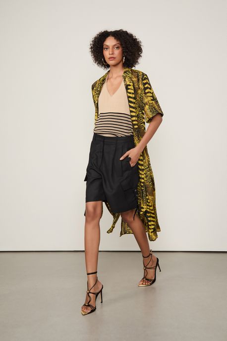 Bermuda Com Linho Detalhe Ilhós Preto - 40