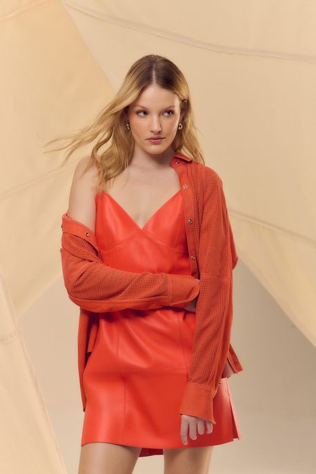 Camisa De Chamois Recorte Detalhe Vivo Coral Art - 36