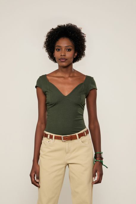 Blusa Malha Justa Decote v Verde Cadis - M
