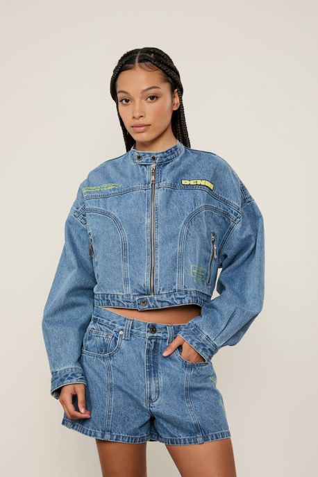 Jaqueta Jeans Aplicacao Em Silk e Patch Jeans Medio - M