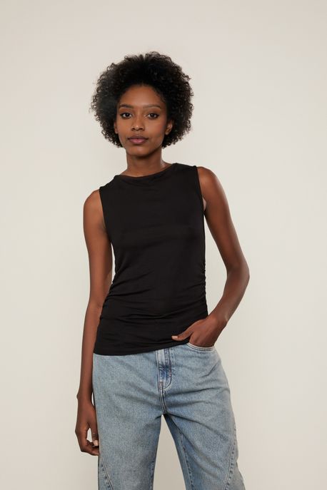 Regata Malha Decote Canoa Preto - PP