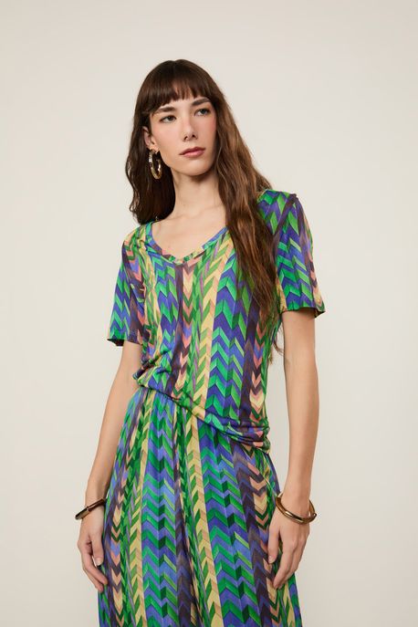 T-Shirt De Malha Fininha Decote v Com Manga Curta Estampada Est Chevron Colagem Cannes e Proa m - M