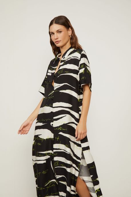 Vestido Chemise Midi Manga Curta De Viscose Estampado Est Fig Recorte Lettering Preto e Glitch - 38