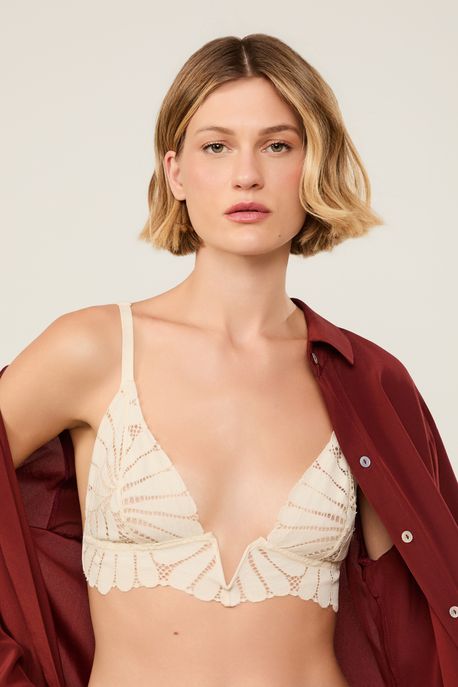 Top De Renda Com Decote v Intimates Bege Amendoa - M
