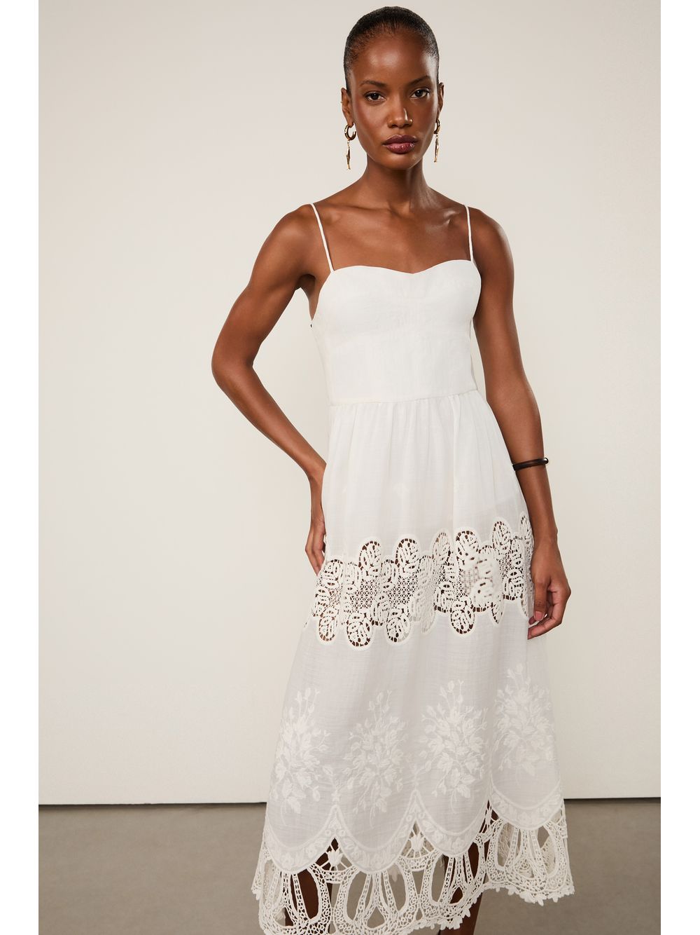 Animale — Vestido Midi Com Linho Com Bordado Richelieu