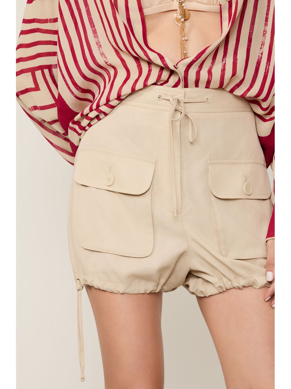 Animale — Short De Alfaiataria Com Bolsos Frontais Risca De Giz