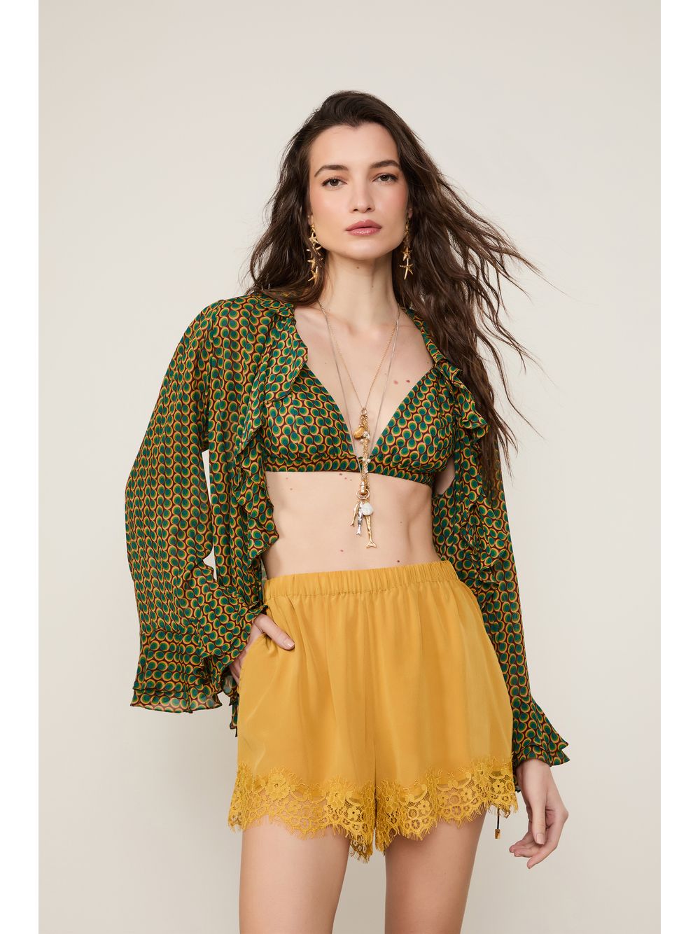 Animale — Short De Georgette Caramelo Solar Com Detalhe De Renda