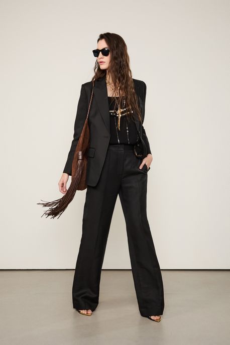 Calça Reta De Alfaiataria Com Nervura Na Frente Preto - 36