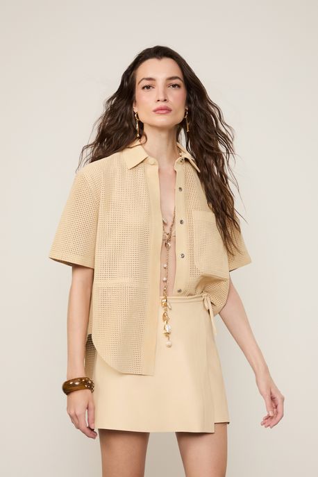 Camisa De Chamois Manga Curta Furadinha Bege Trigo - 38