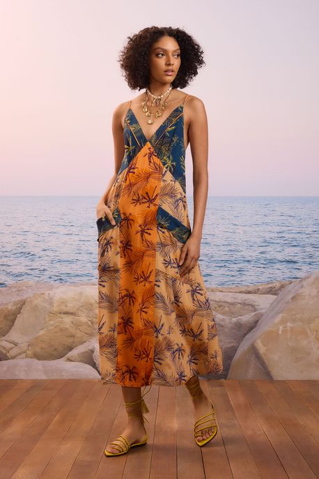 Vestido Midi Decote v Com Bolsos Estampado Est Coqueiro Folhagem Mix - 40
