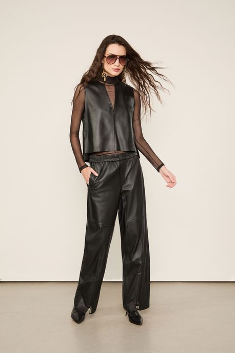 Calça De Couro Sport Recorte Pespontos Preto - 34