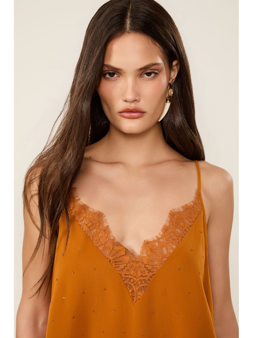 Animale — Top De Seda Laranja Veludo Com Strass e Renda