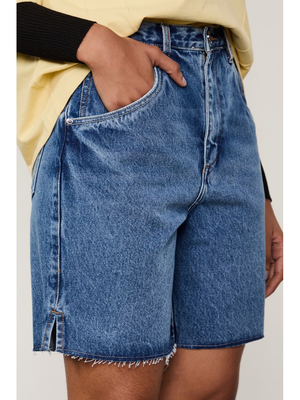 Animale — Bermuda Jeans Long Rise Barra a Fio