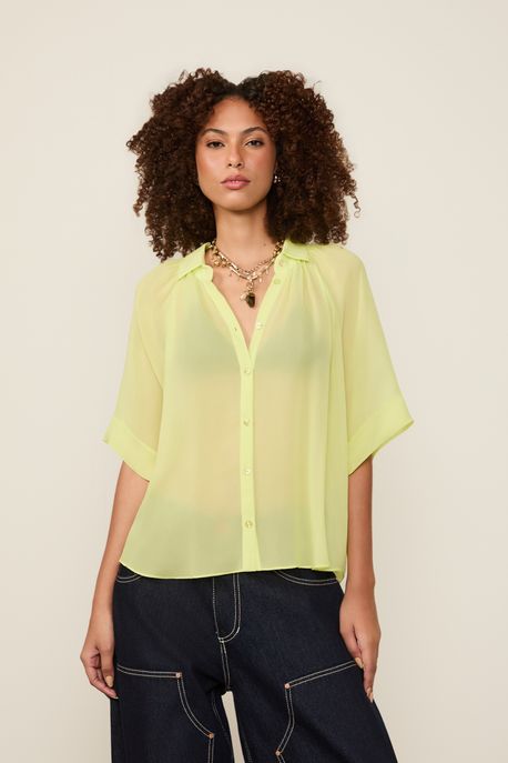 Camisa De Georgette Leve Verde Manga Curta Fluida Verde Lima - 42