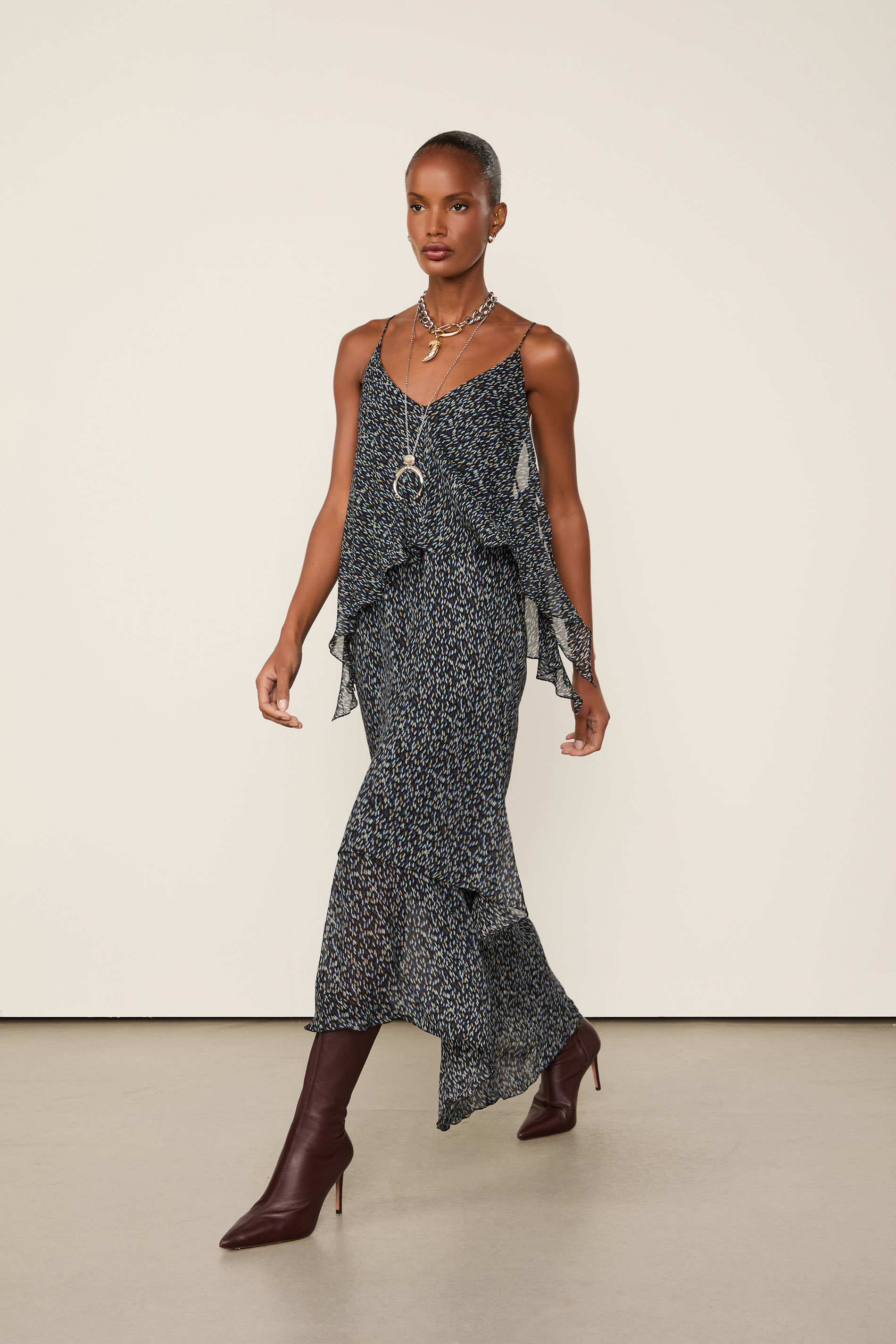 Vestido De Georgette Leve Midi Camadas De Alça Estampado
