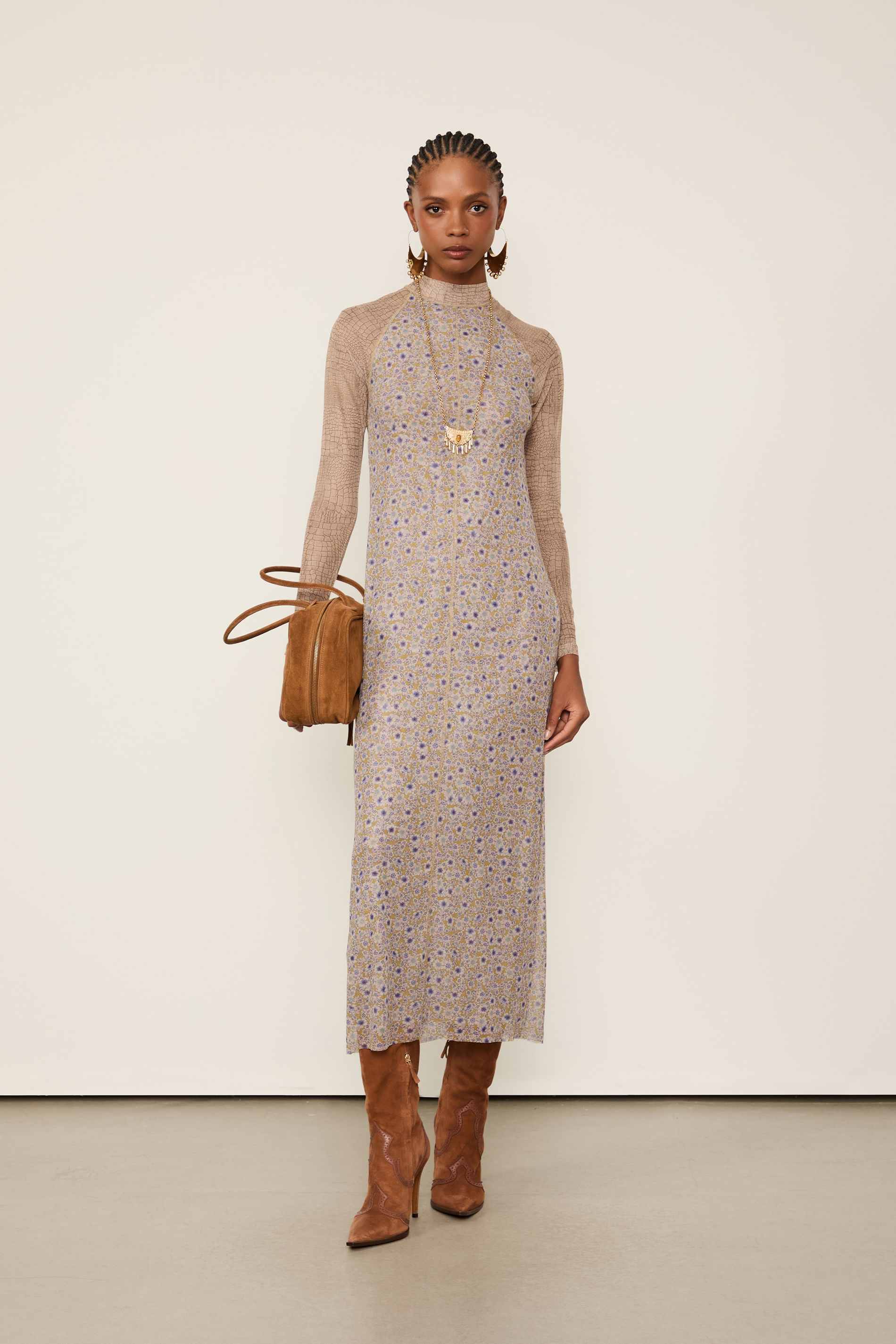 Vestido De Tule Duplo Gola Alta Com Manga Longa Liberty