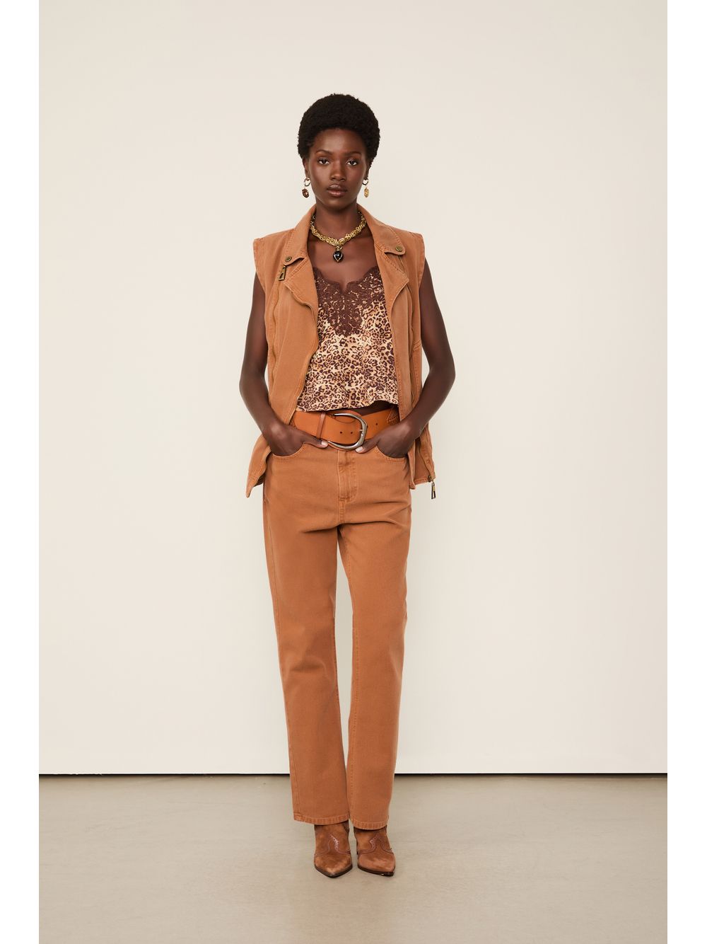Animale — Top Cropped De Seda Estampa Onça Classic Detalhe De Renda