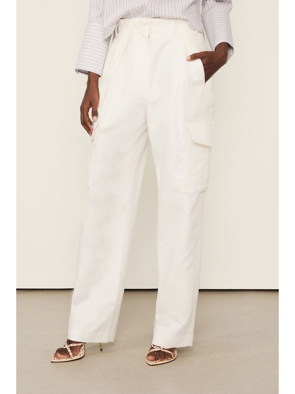 Animale — Calça Off White
